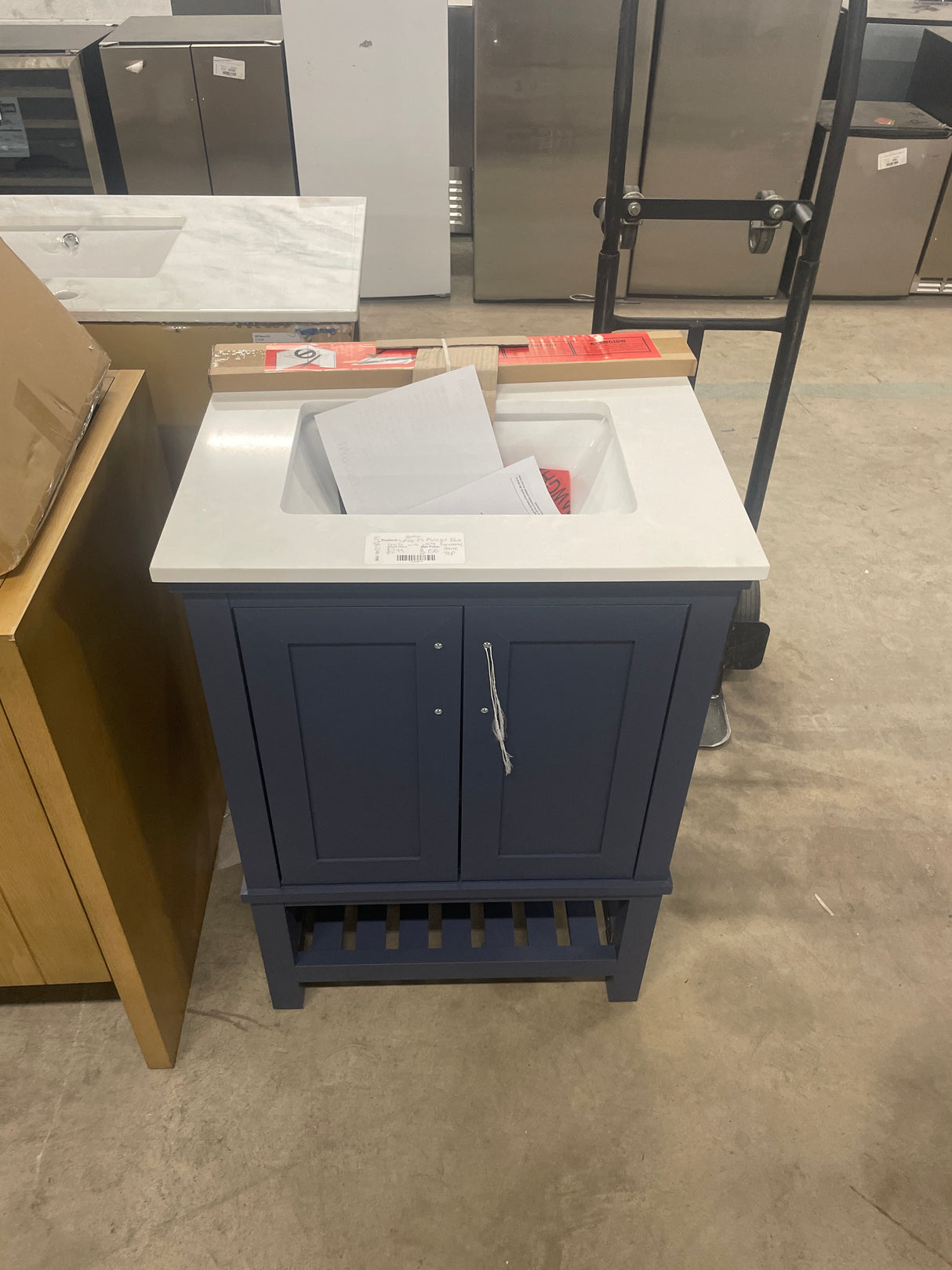 Tupelo 24 in. W x 19 in. D x 34 in. H Single Sink Bath Vanity in Midnight Blue with White Engineered Stone Top