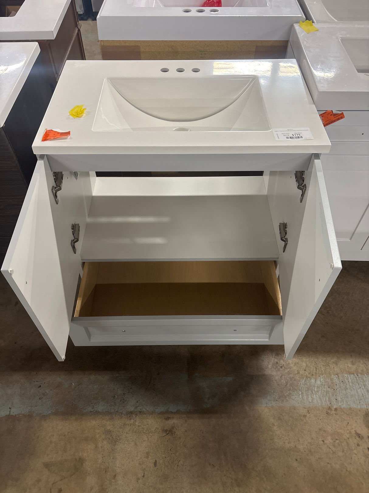 Delridge 31 in. Single Sink Pearl Gray Bath Vanity with White Cultured Marble Top (Assembled)