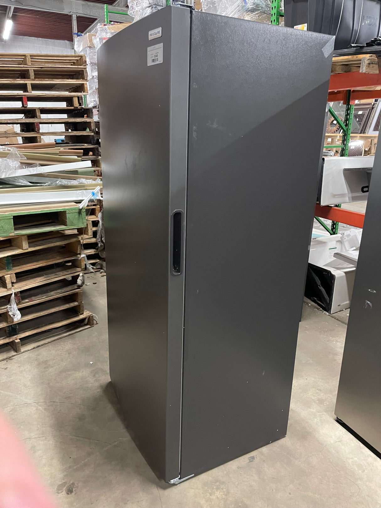 32.6 in. 20 cu. ft. Frost Free Defrost, Garage Ready Upright Freezer in Carbon