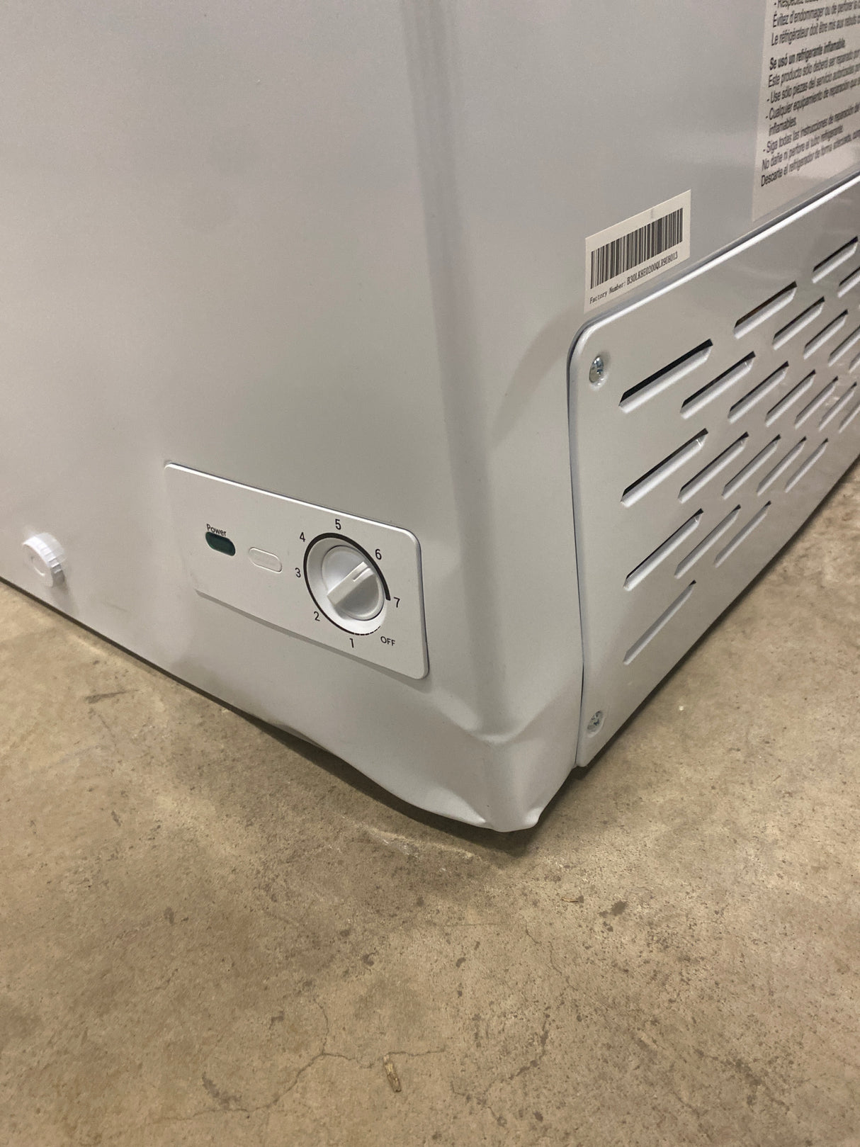 7.0 cu. ft. Manual Defrost Chest Freezer with LED Light in White Garage Ready