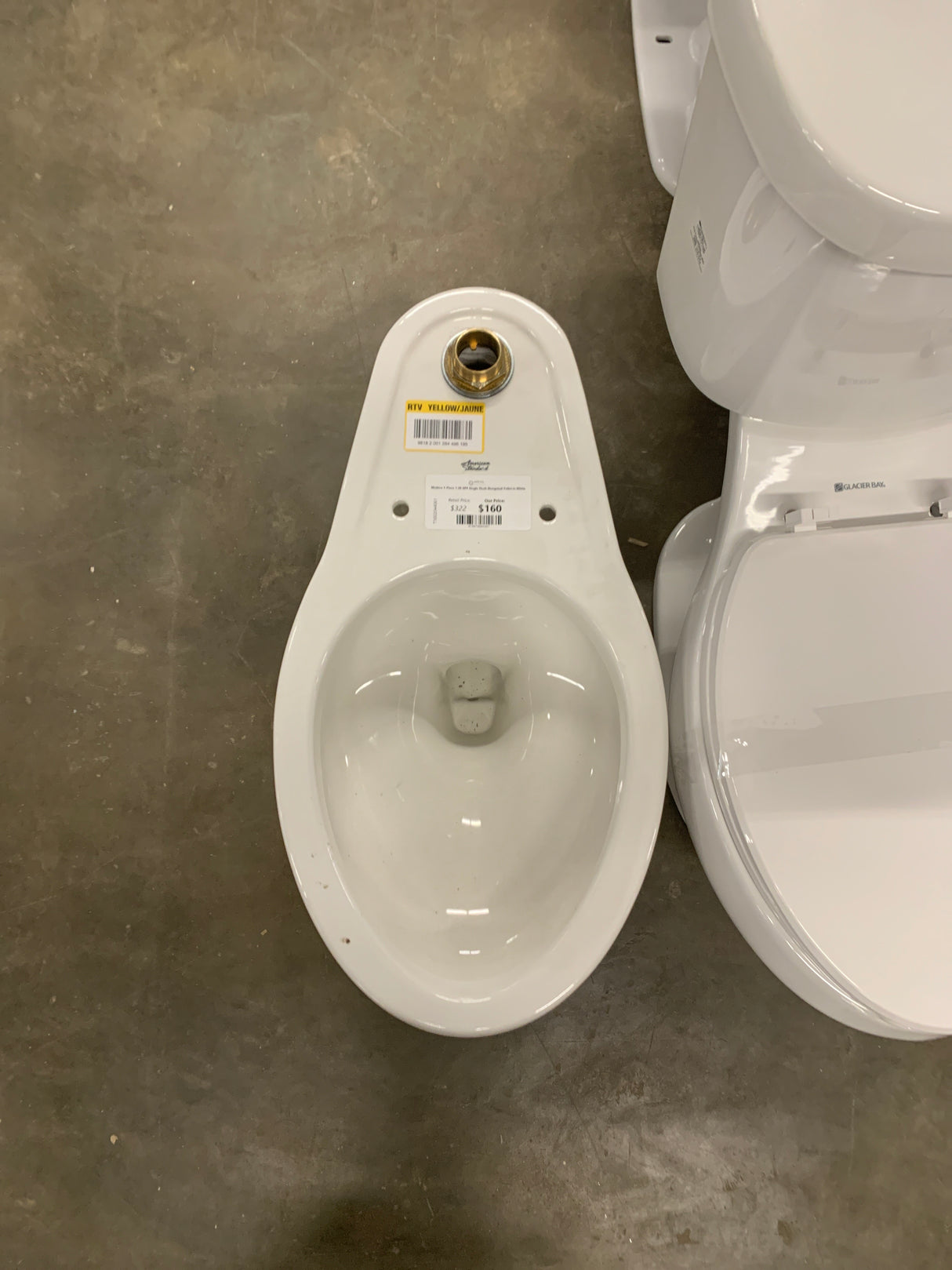 Madera 1-Piece 1.28 GPF Single Flush Elongated Toilet in White