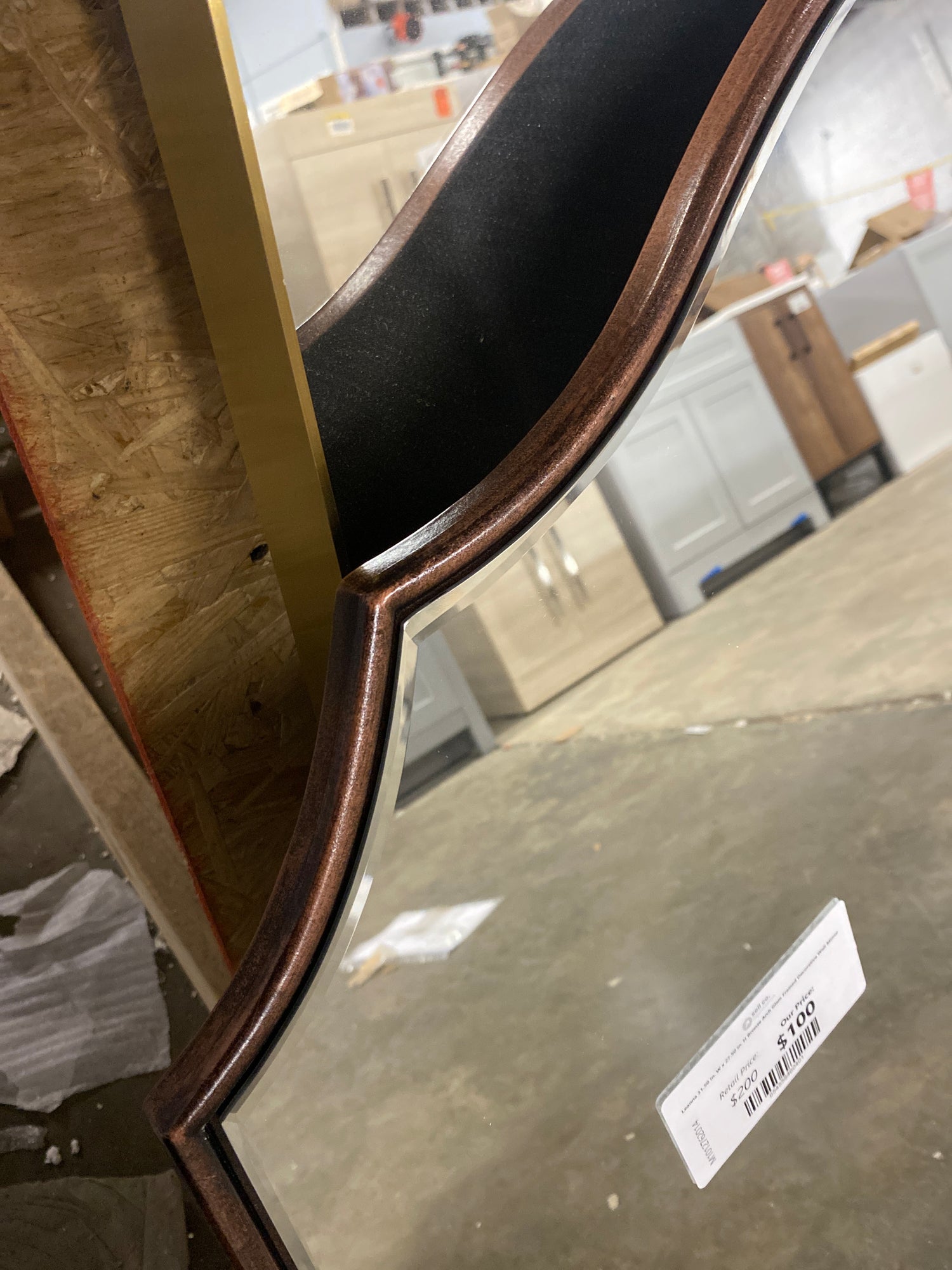 Leanna 31.50 in. W x 27.50 in. H Bronze Arch Glam Framed Decorative Wall Mirror