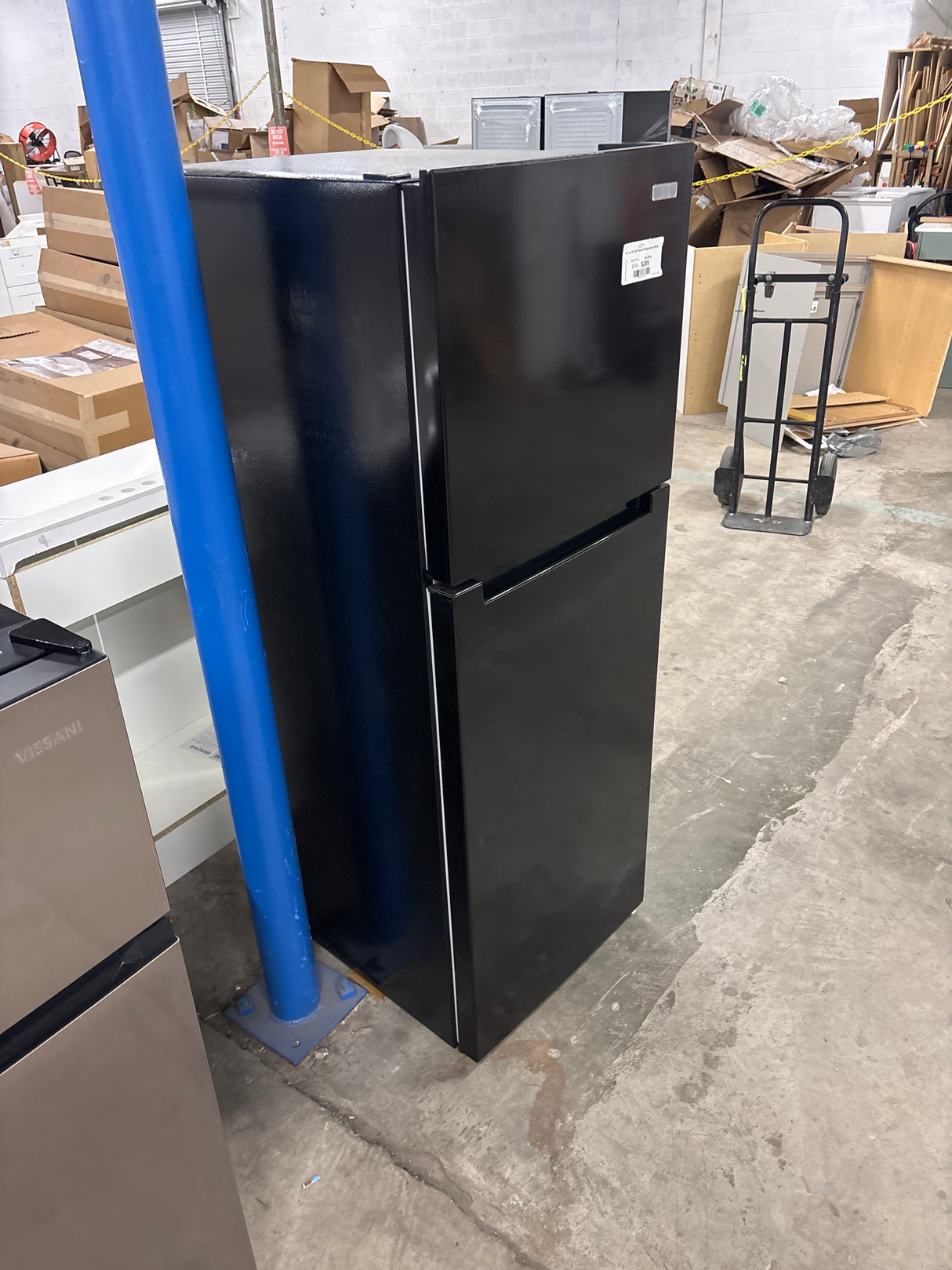 10.1 cu. ft. Top Freezer Refrigerator in Black