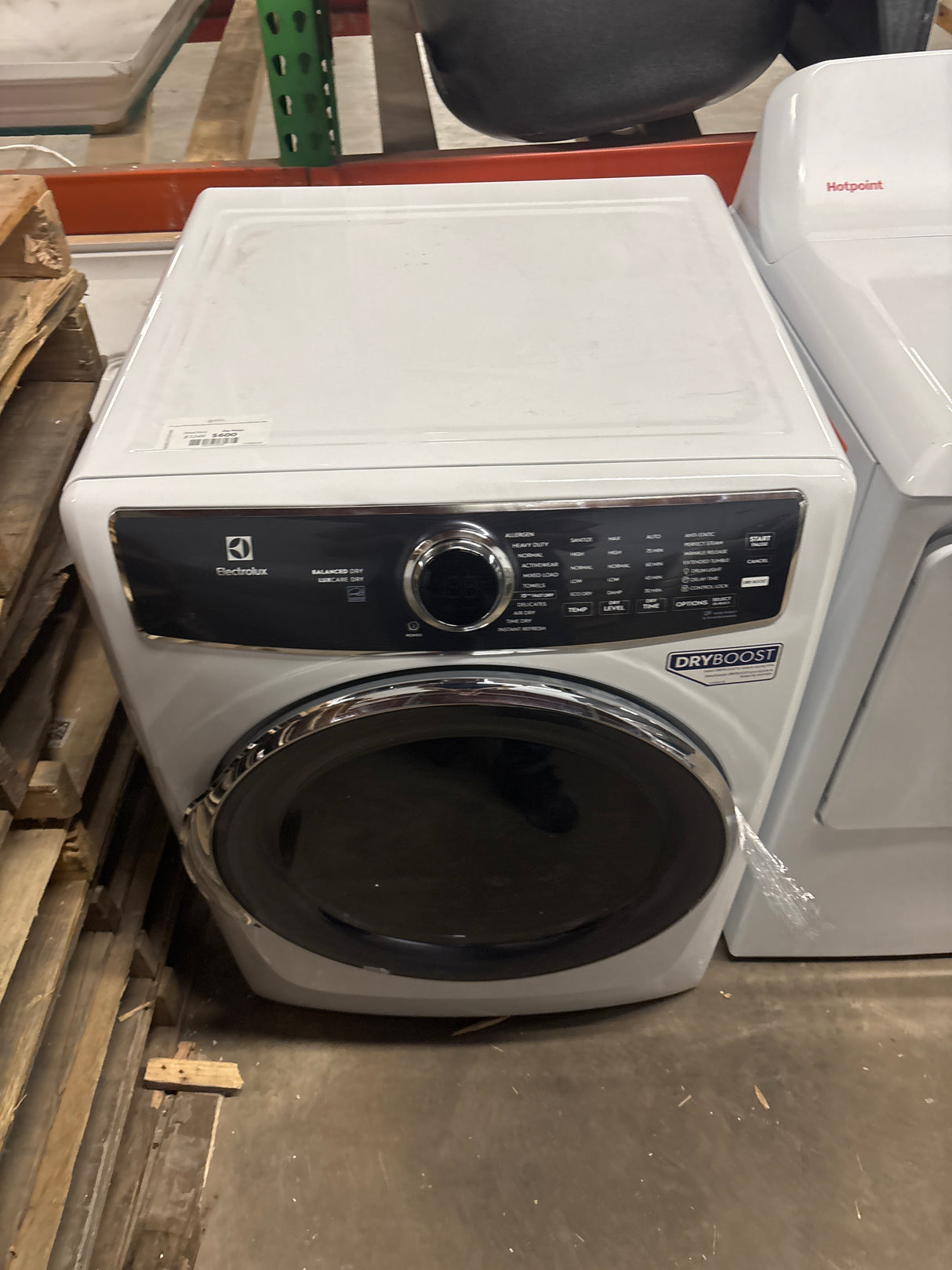 27 in. W 8 cu. ft. Front Load Electric Dryer with Perfect Steam and LuxCare Dry System, ENERGY STAR in White
