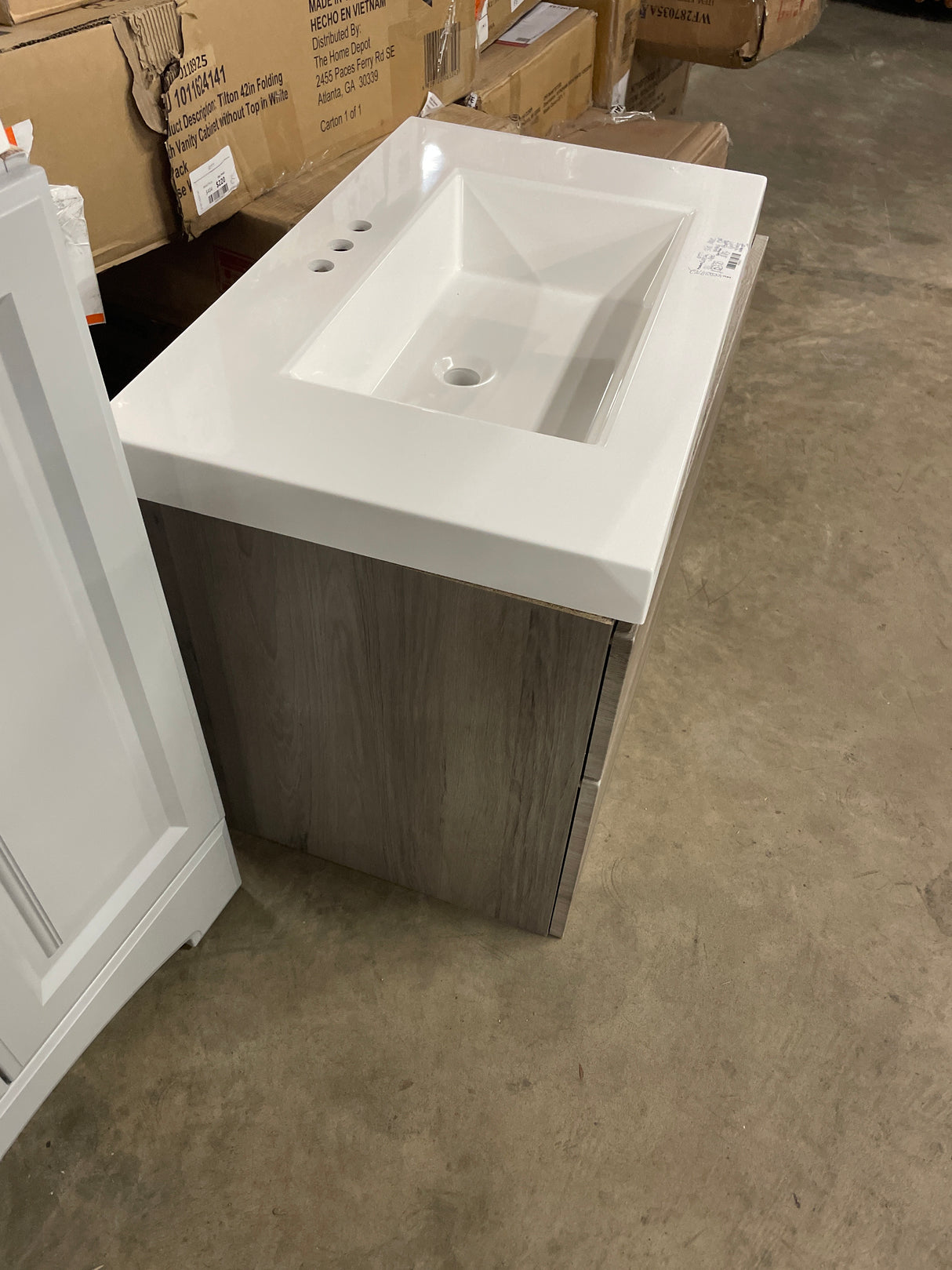 Larissa 31 in. Single Sink White Washed Oak Floating Bath Vanity with White Cultured Marble Top (Assembled)