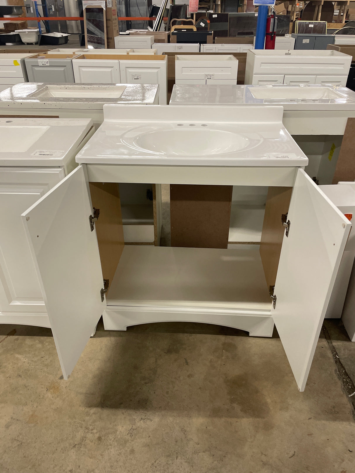 Clady 31 in. W x 19 in. D x 35 in. H Single Sink Freestanding Bath Vanity in White with Silver Ash Cultured Marble Top