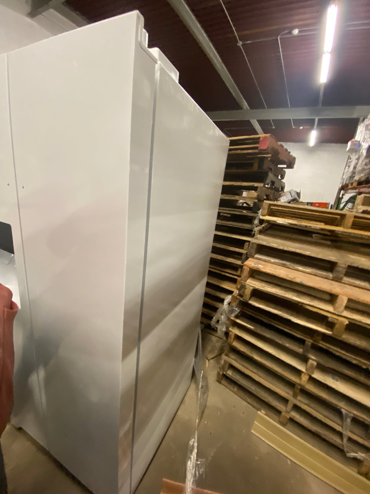 33 in. 22.3 cu. ft. Standard Depth Side by Side Refrigerator in White