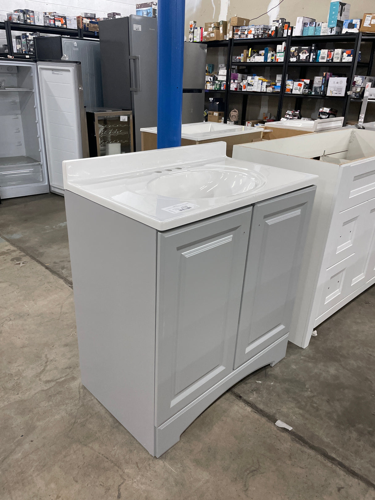 31 in. Single Sink Pearl Gray Bath Vanity with White Cultured Marble Top (Assembled)