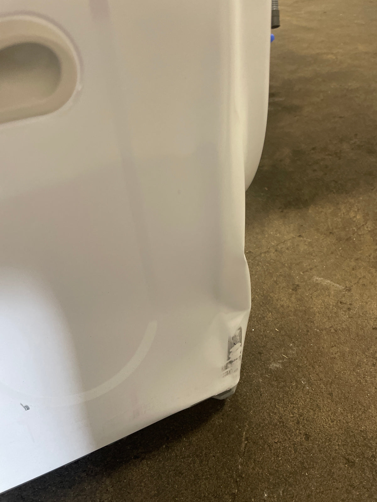 LG 4.5 cu. ft. Front Load Washer with TurboWash 360 and Built-In Intelligence