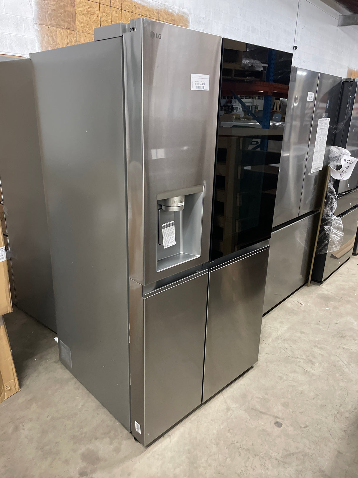 LG 27 cu.ft. Smart Side-By-Side InstaView Door-in-Door Refrigerator with Craft Ice in Stainless Steel
