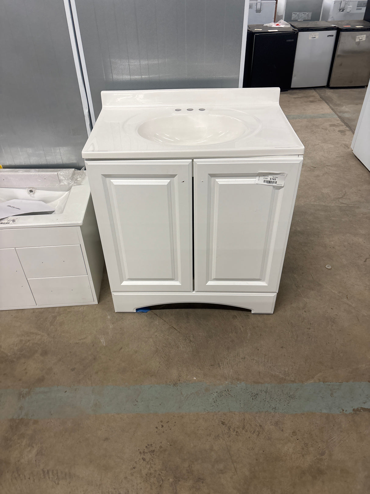 31 in. W x 19 in. D x 35 in. H Single Sink Freestanding Bath Vanity in White with White Cultured Marble Top
