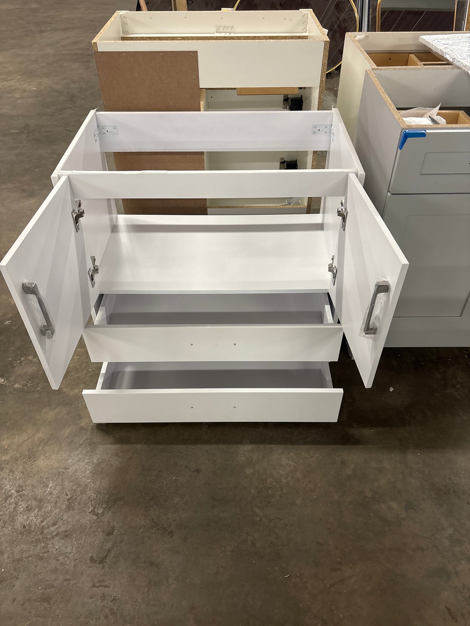 Alessio 32 in. Single Sink PVC White Standing Bath Vanity with White Sintered Stone Top Assembled