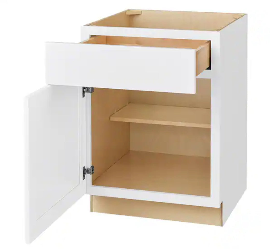 Avondale Shaker Alpine White Quick Assemble Plywood 24 in Base Kitchen Cabinet (24 in W x 24 in D x 34.5 in H)