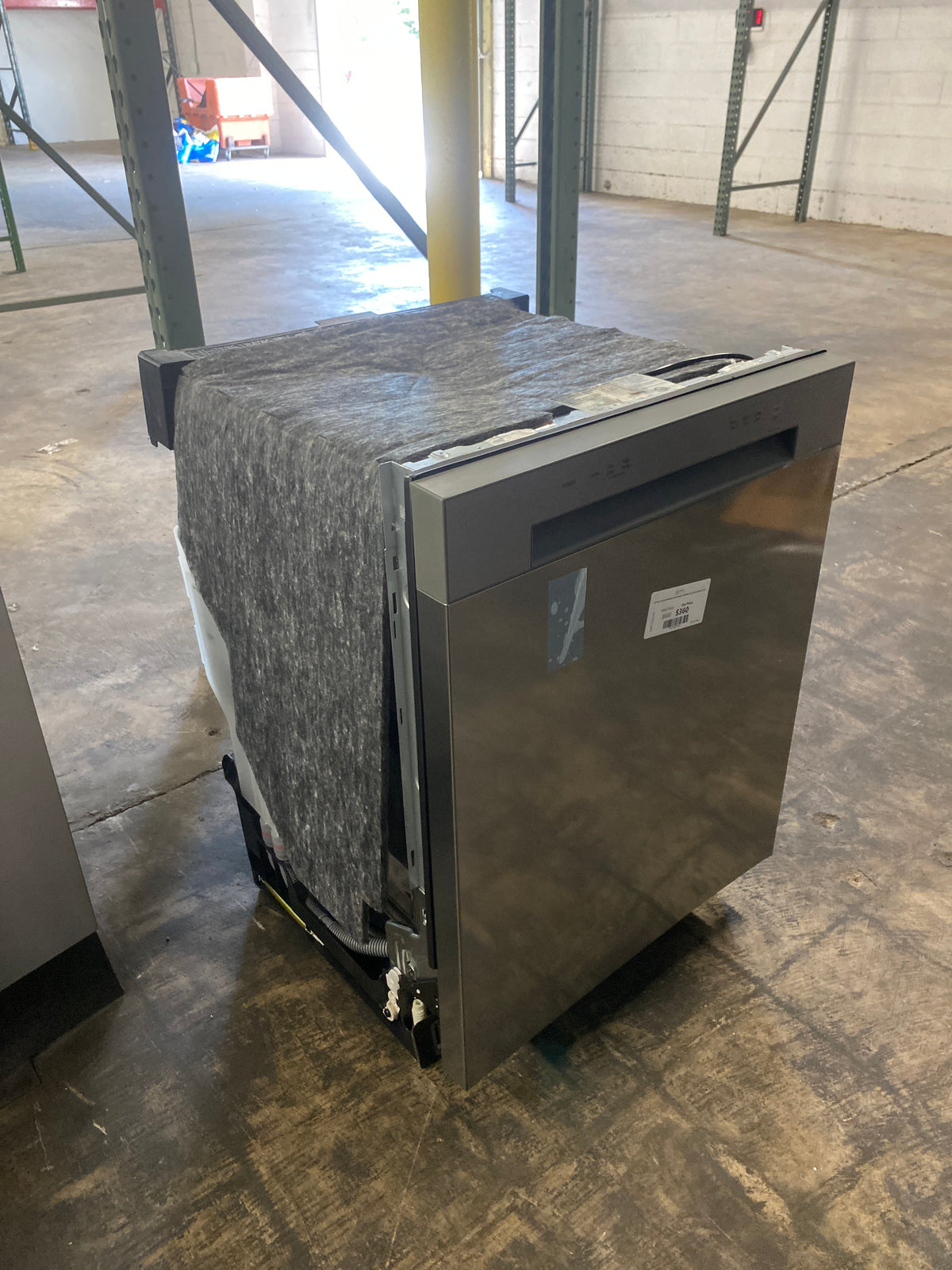 LG Front Control Dishwasher with NeveRust Stainless Steel Tub and Dynamic Dry