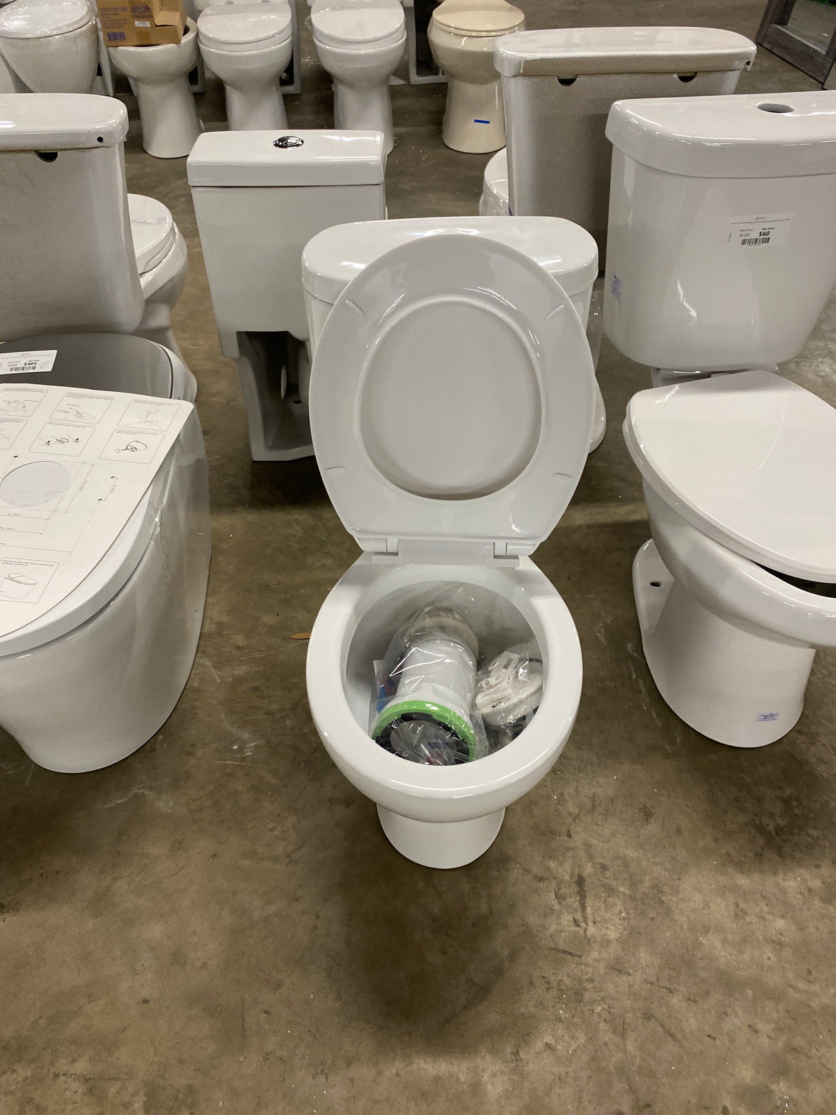 Macerating Toilet 2-Piece 1.0/1.6 GPF Dual Flush Round Toilet in White, with 0.8 HP Macerating Pump