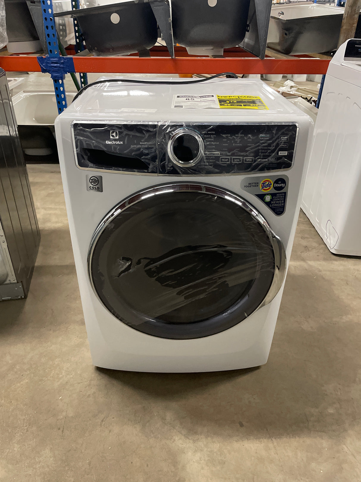 27 in. W 4.5 cu. ft. Front Load Washer with SmartBoost, LuxCare Plus Wash System, Perfect Steam, ENERGY STAR in White