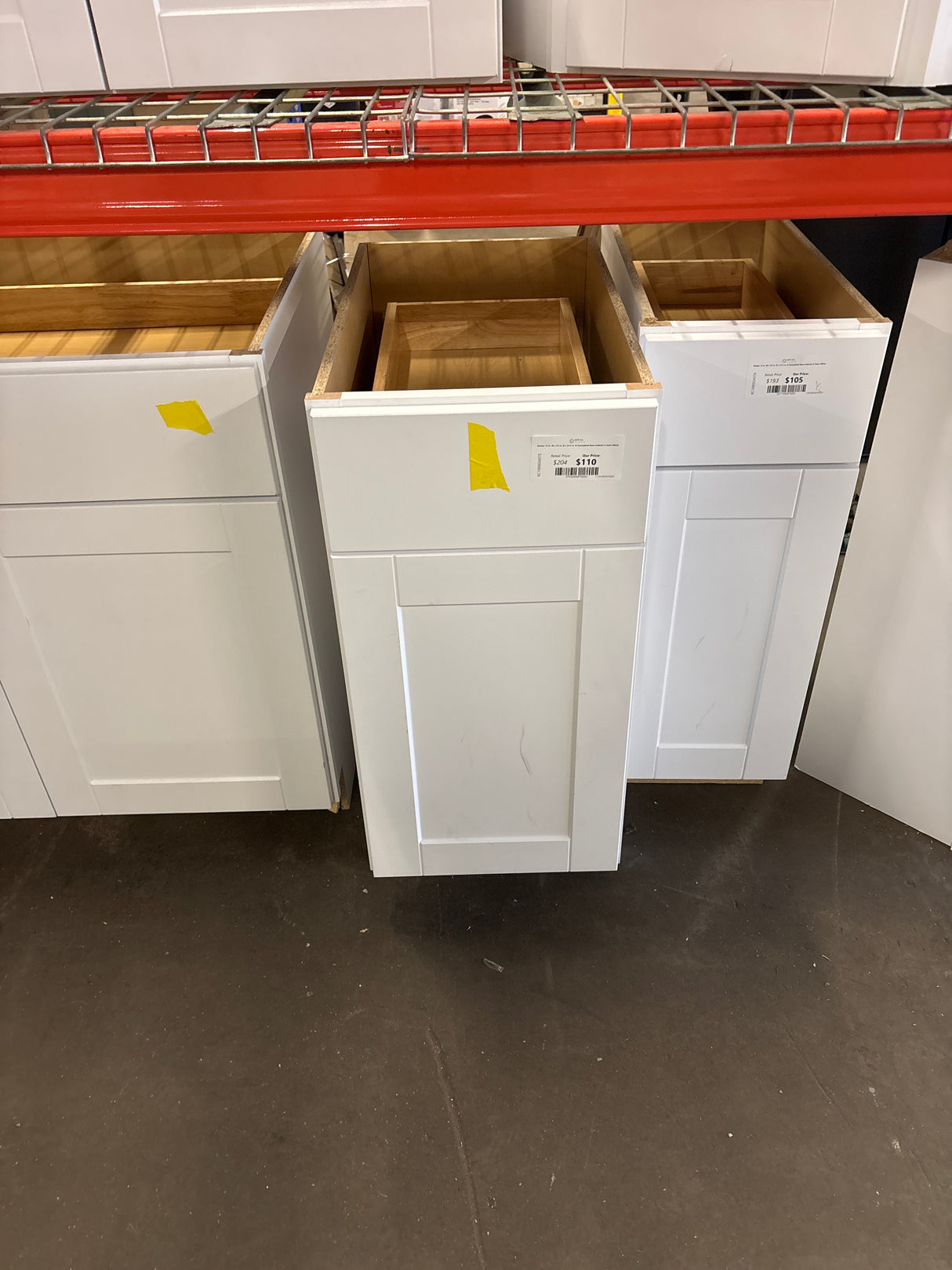 Shaker 15 in. W x 24 in. D x 34.5 in. H Assembled Base Cabinet in Satin White