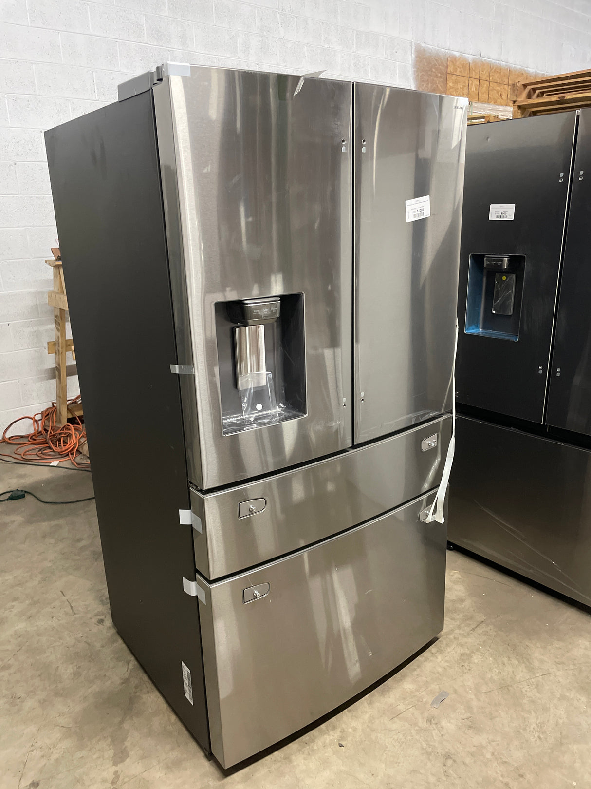 Samsung 28 cu. ft. 4-Door French Door Refrigerator with FlexZone Drawer