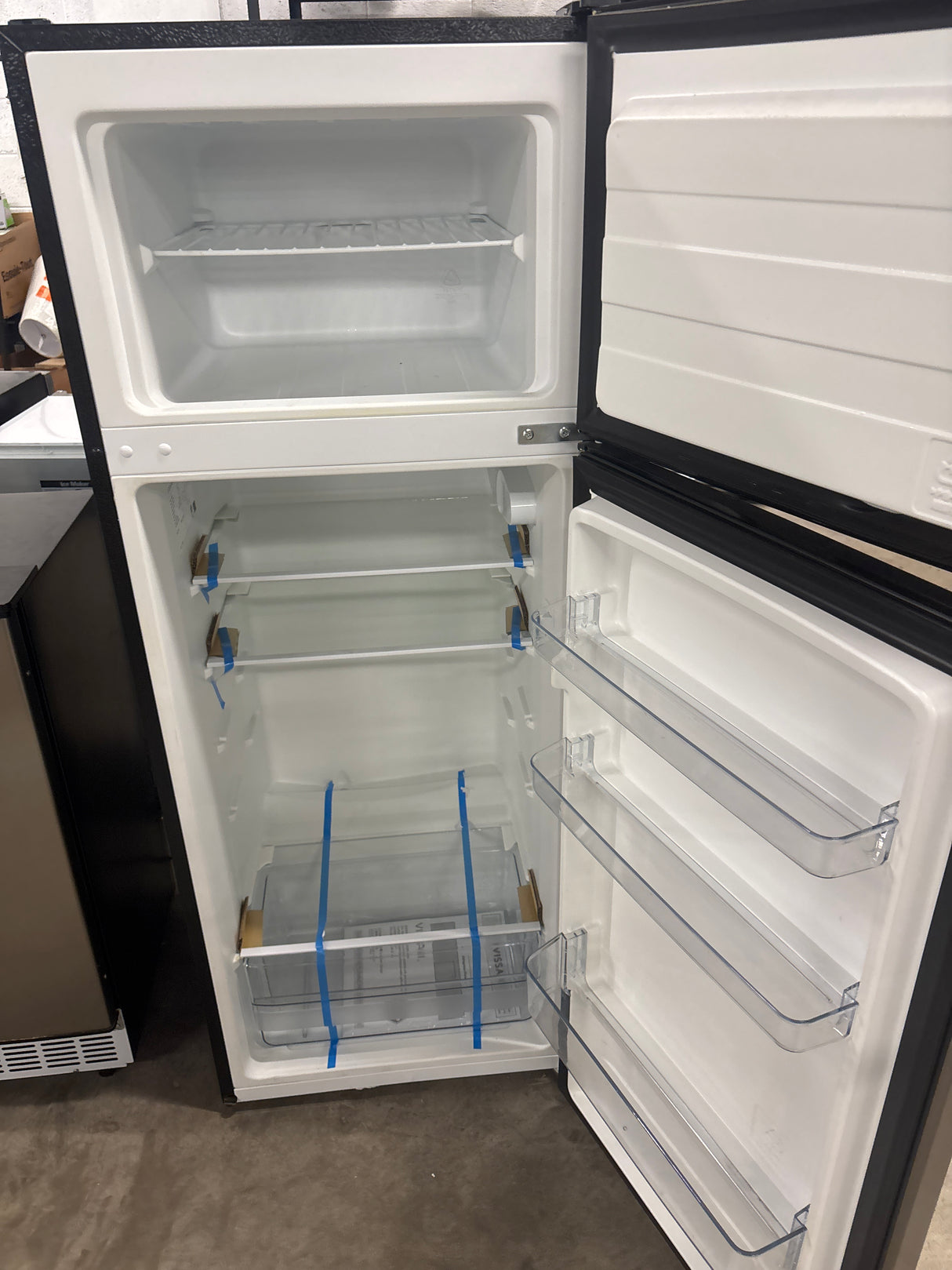 7.2 cu. ft. Top Freezer Refrigerator in Stainless Steel Look