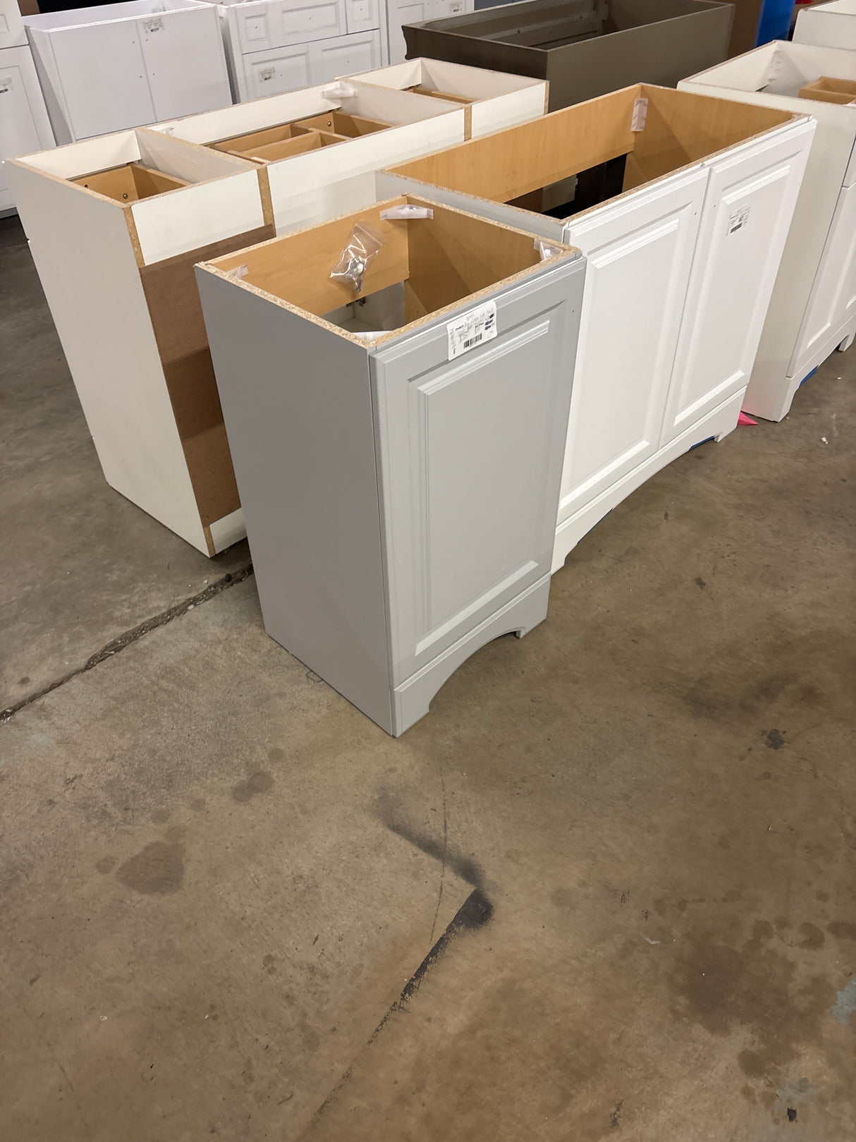 19 in. Single Sink Pearl Gray Bath Vanity without Top