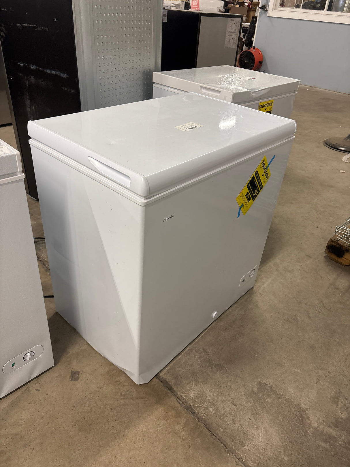 7.0 cu. ft. Manual Defrost Chest Freezer with LED Light in White Garage Ready