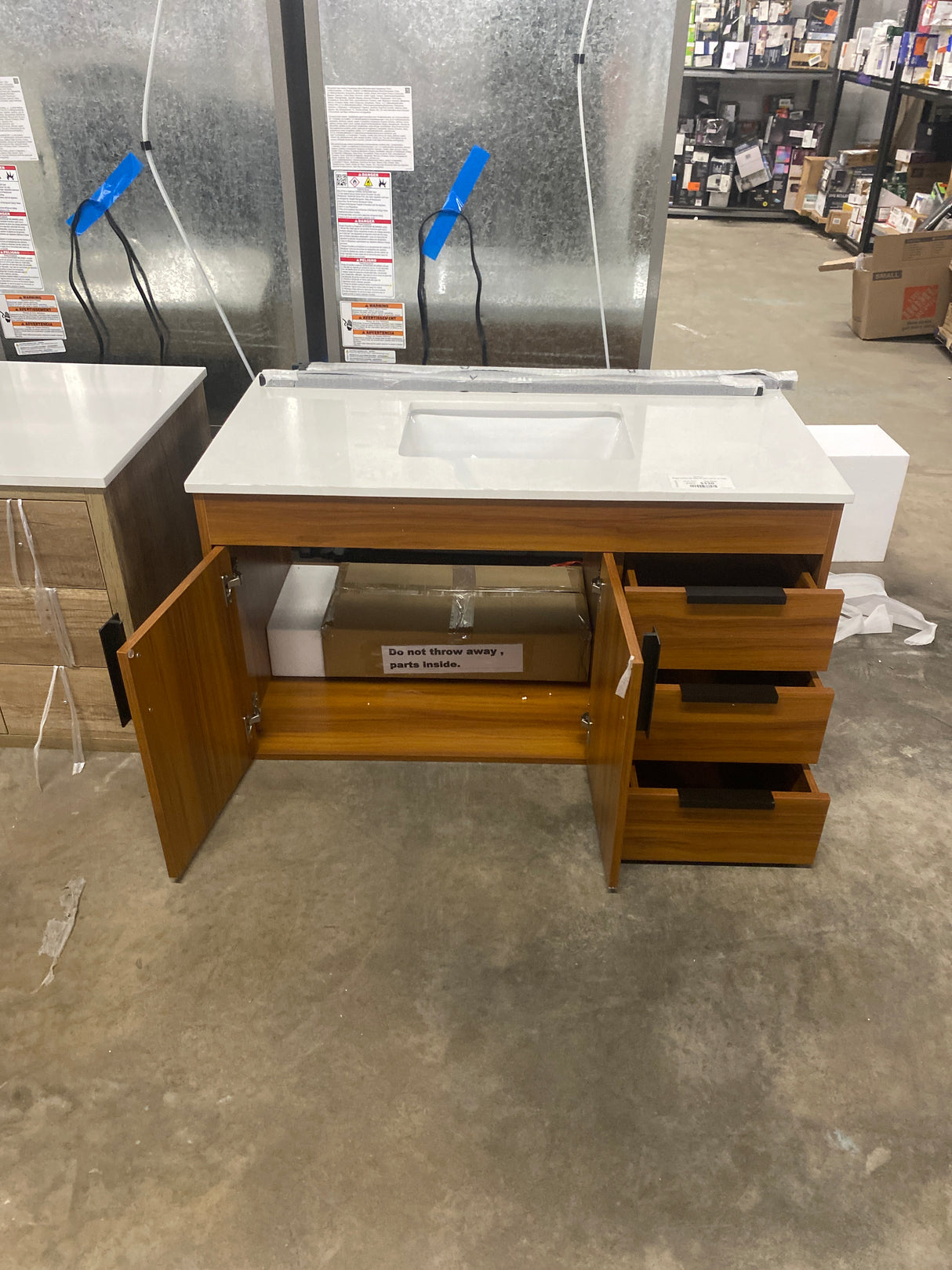 Regal Vanity 2dr 3dw 42"x22"x33.5" in Teak