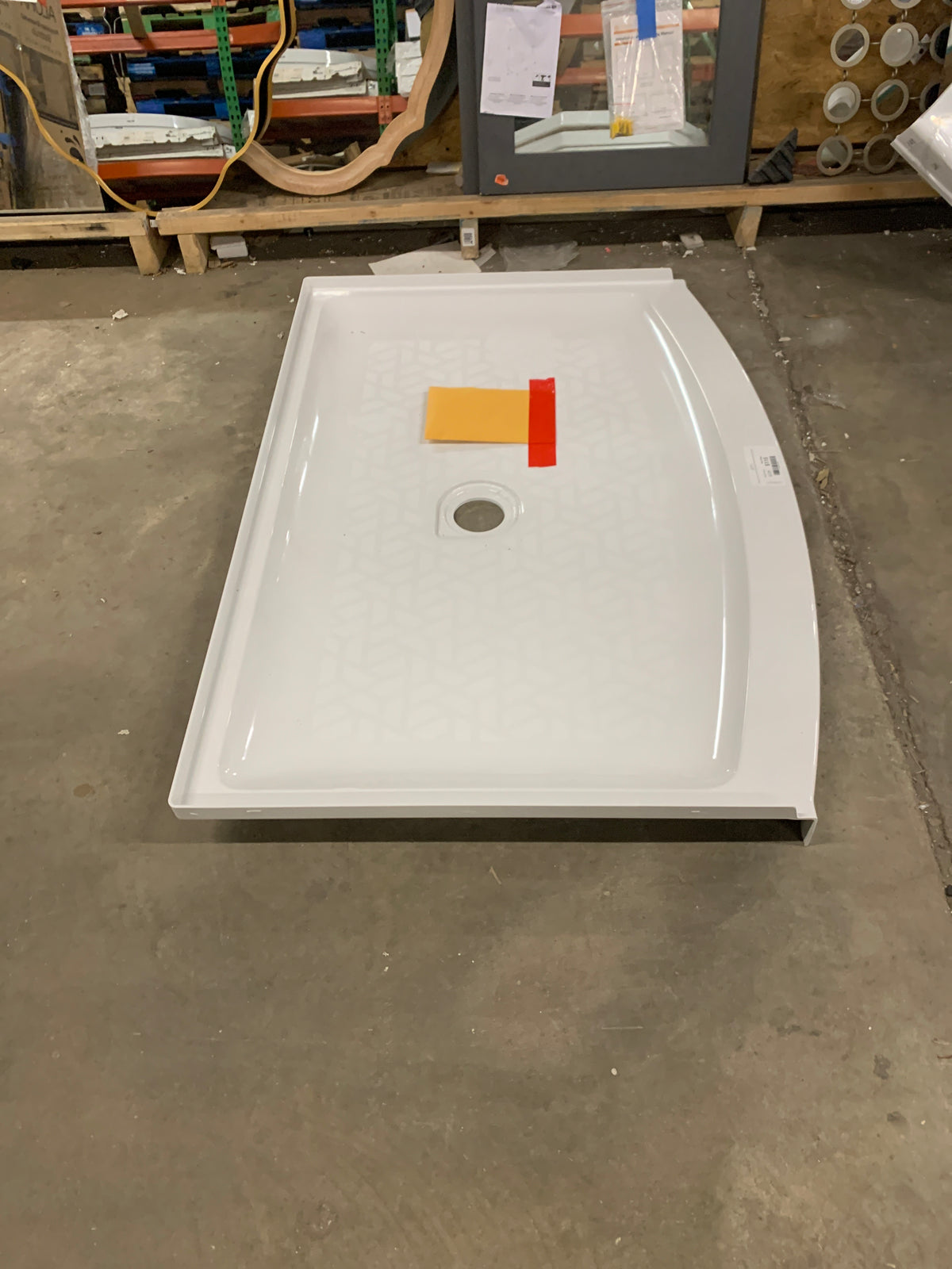Ovation Curve 48 in. L x 30 in. W Alcove Shower Pan Base with Center Drain in Arctic White