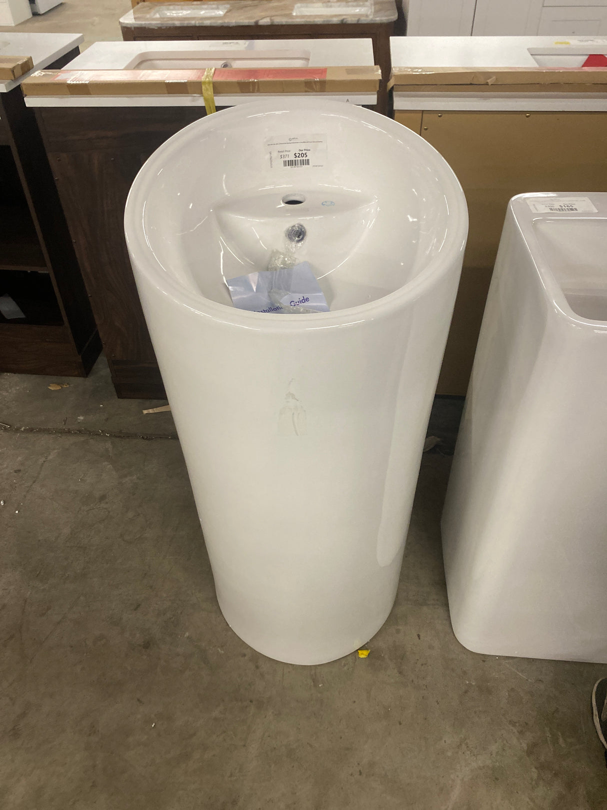 Reno 18 in. W x 38 in. D Round Free Standing Pedestal Sink in Crisp White with Faucet Hole and Overflow