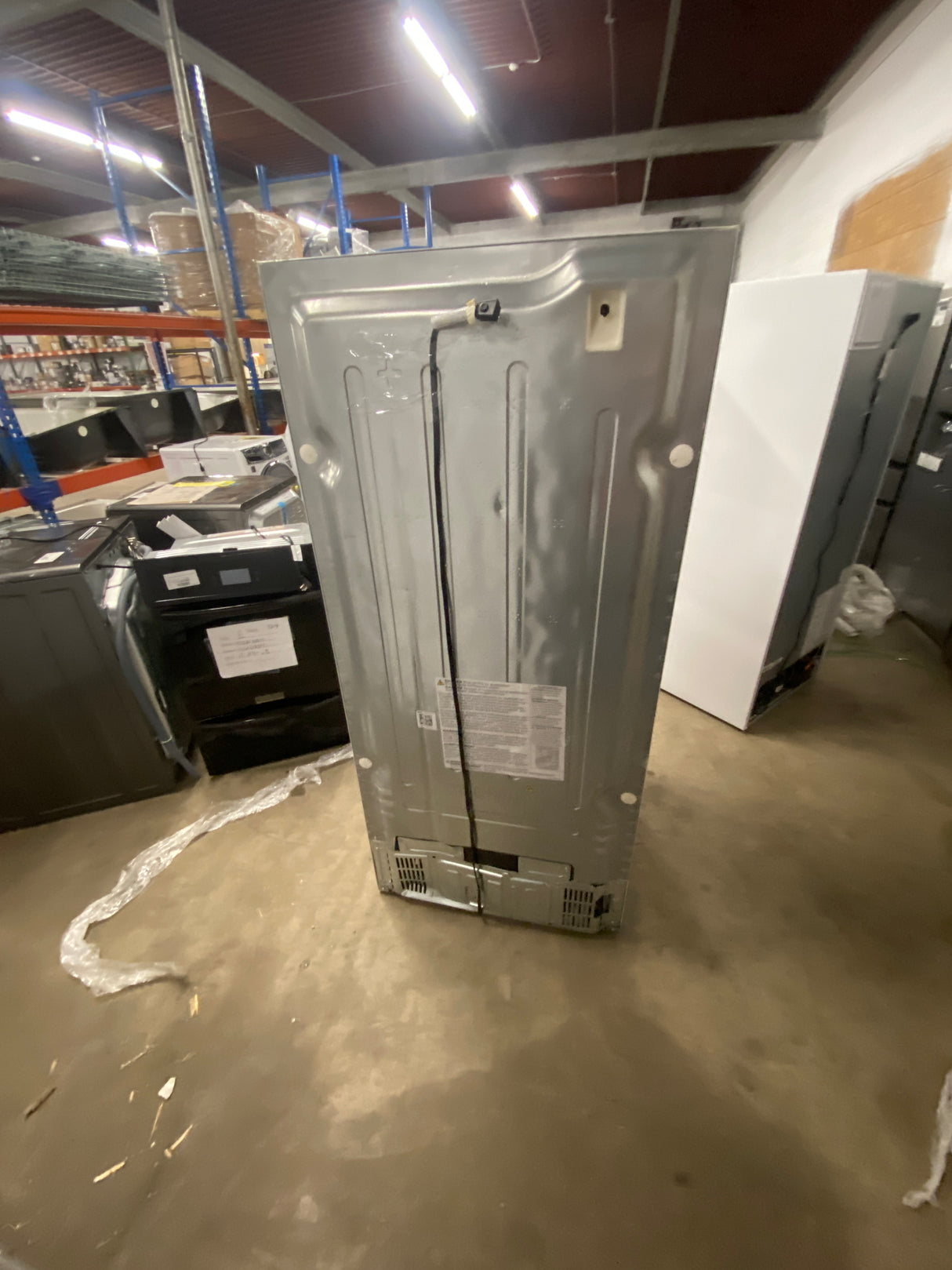 30 in. 18.3 cu. ft. Top Freezer Refrigerator, Garage Ready