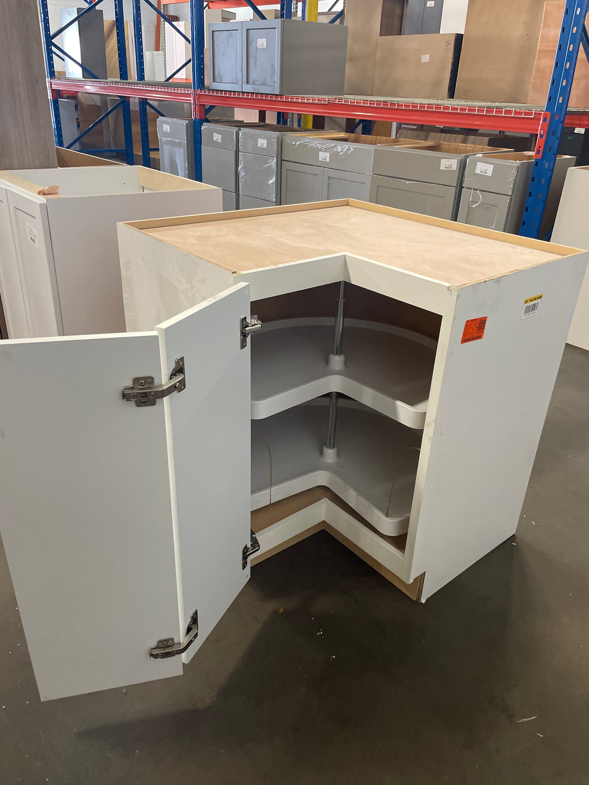 Vesper White Shaker Assembled Plywood Easy Reach Corner Base Kitchen Cabinet 36 in. x 34.5 in. x 21 in.