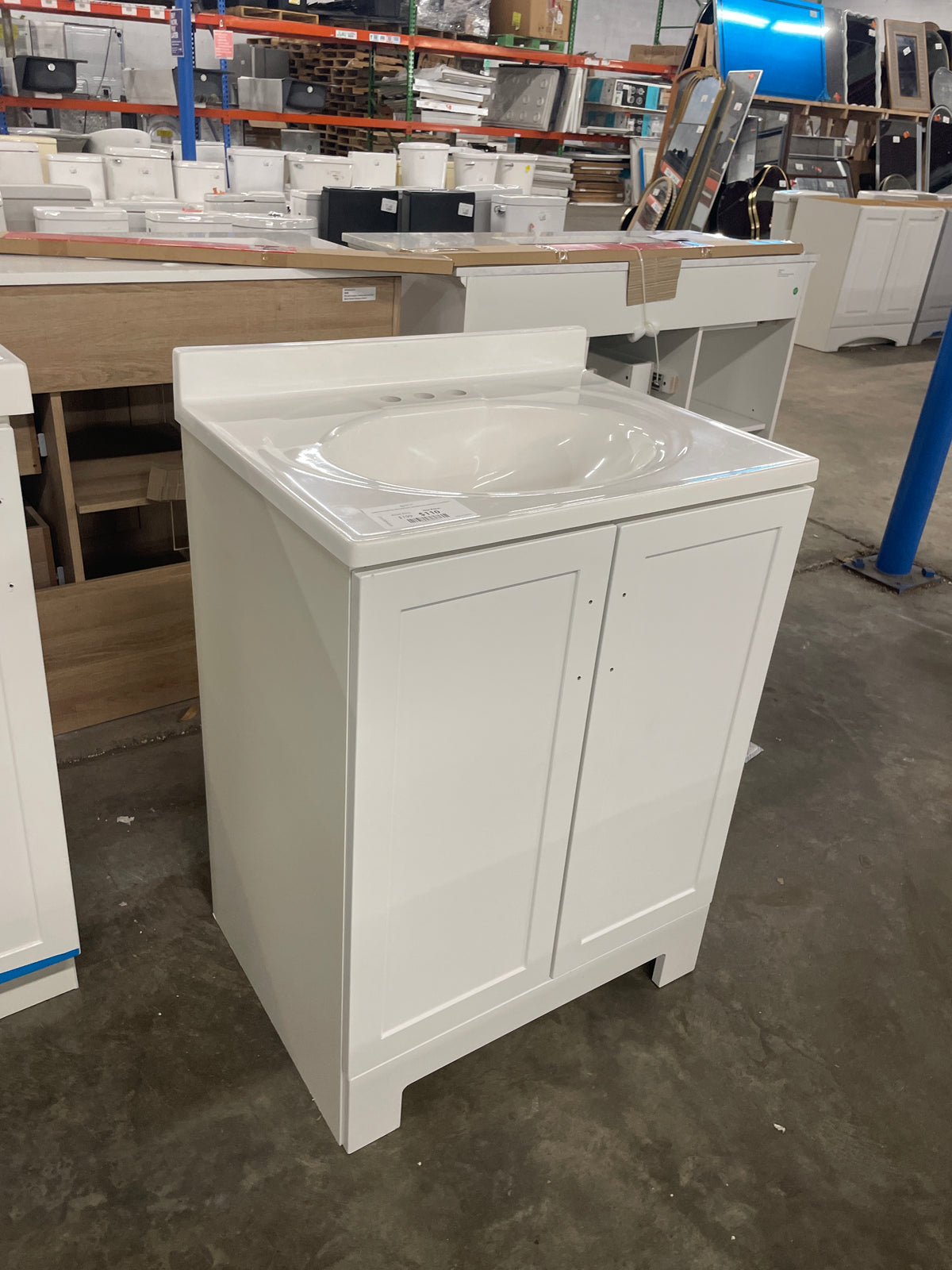 Oakley 25 in. Single Sink White Bath Vanity with White Cultured Marble Top (Assembled)