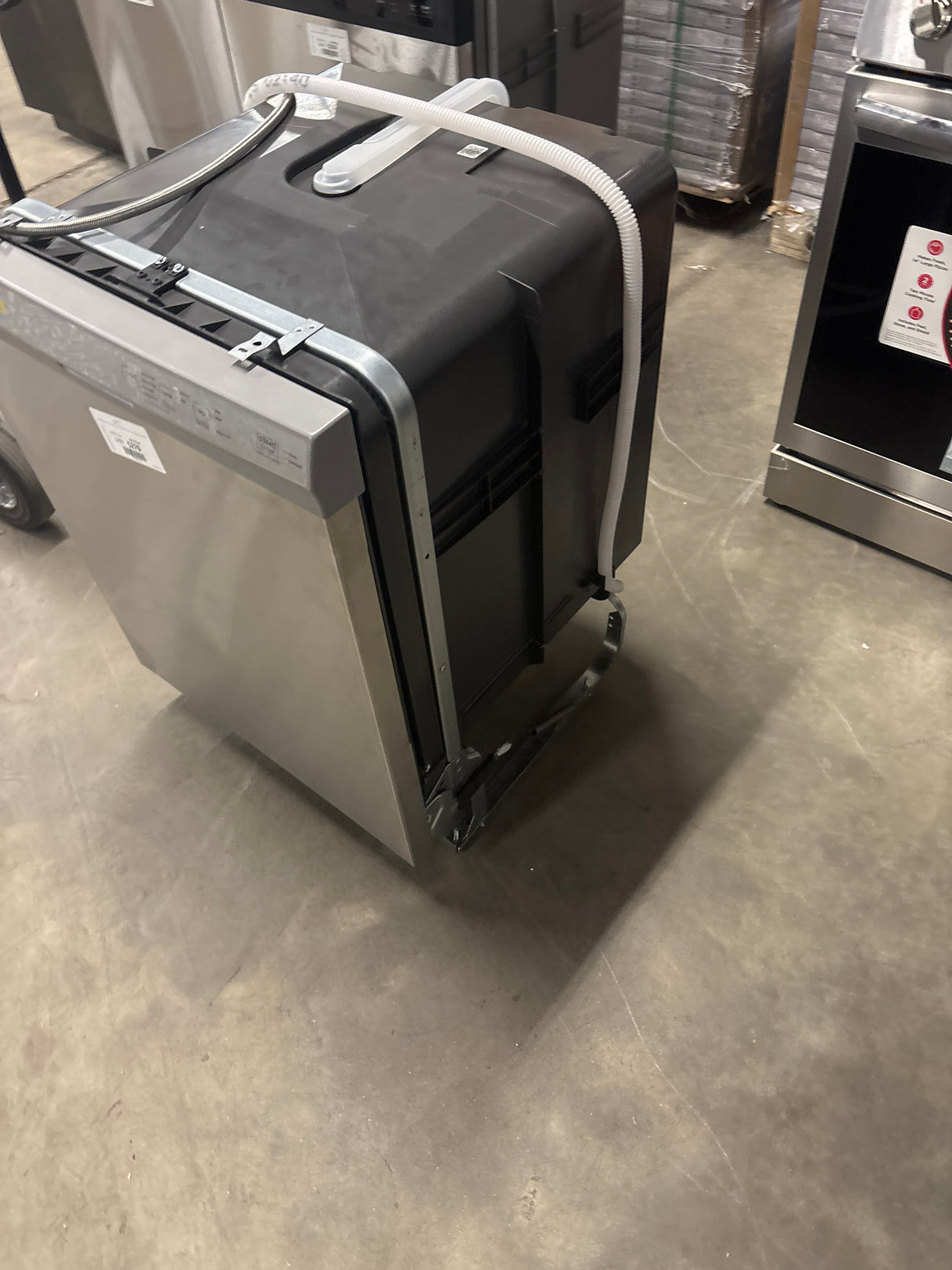 24 in Front Control Built-In Tall Tub Dishwasher in Stainless Steel with 4-cycles and DishSense Sensor Technology