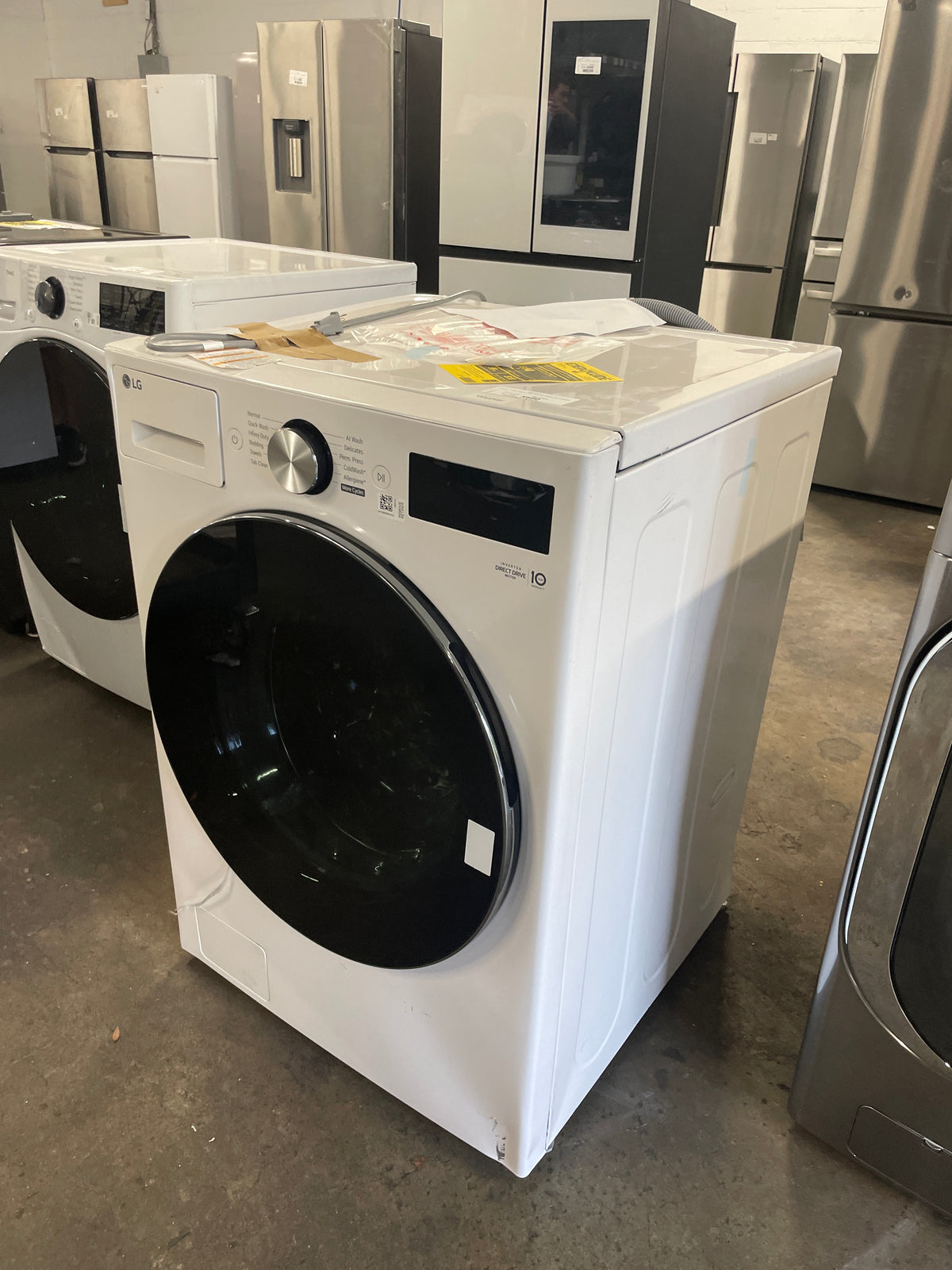 LG 5.0 cu. ft. Mega Capacity Smart Front Load Washer with TurboWash