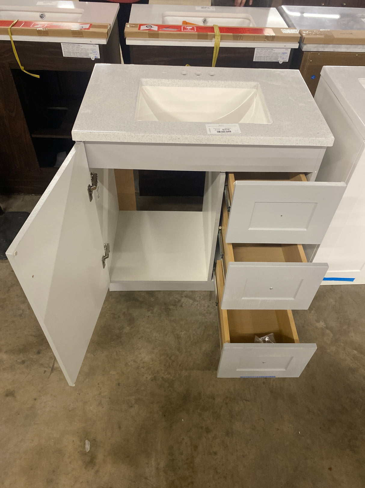 Bannister 31 in. W x 19 in. D x 35 in. H Single Sink Bath Vanity in Pearl Gray with White Cultured Marble Top