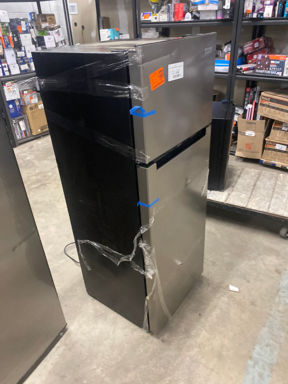 7.2 cu. ft. Top Freezer Refrigerator in Stainless Steel Look