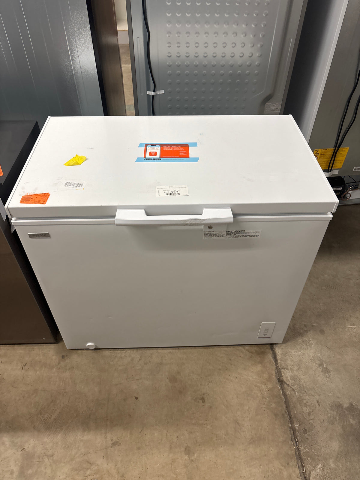 8.8 cu. ft. Hubspace Powered Manual Defrost Convertible Chest Freezer with LED Light in White