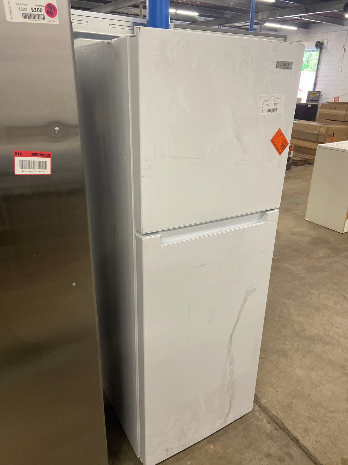 10.1 cu. ft. Top Freezer Refrigerator in White