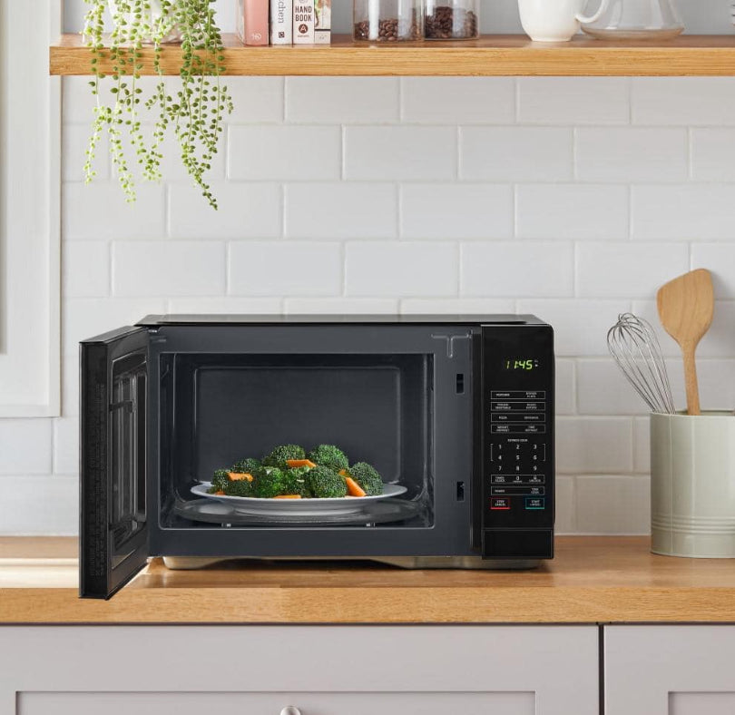 1.1 cu. ft. Countertop Microwave Oven in Black