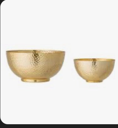 9in. 40 Fl. Oz. Gold hammered Aluminum bowls (set of 2)