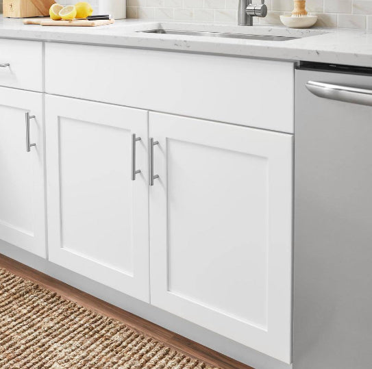 Avondale Shaker Alpine White Ready to Assemble Plywood 30 in Base Kitchen Cabinet (30 in W x 24 in D x 34.5 in H)