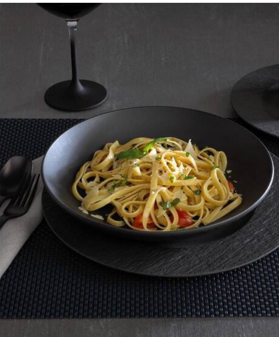 Manufacture Rock 12-Piece Black Service for Four Porcelain Dinnerware Set