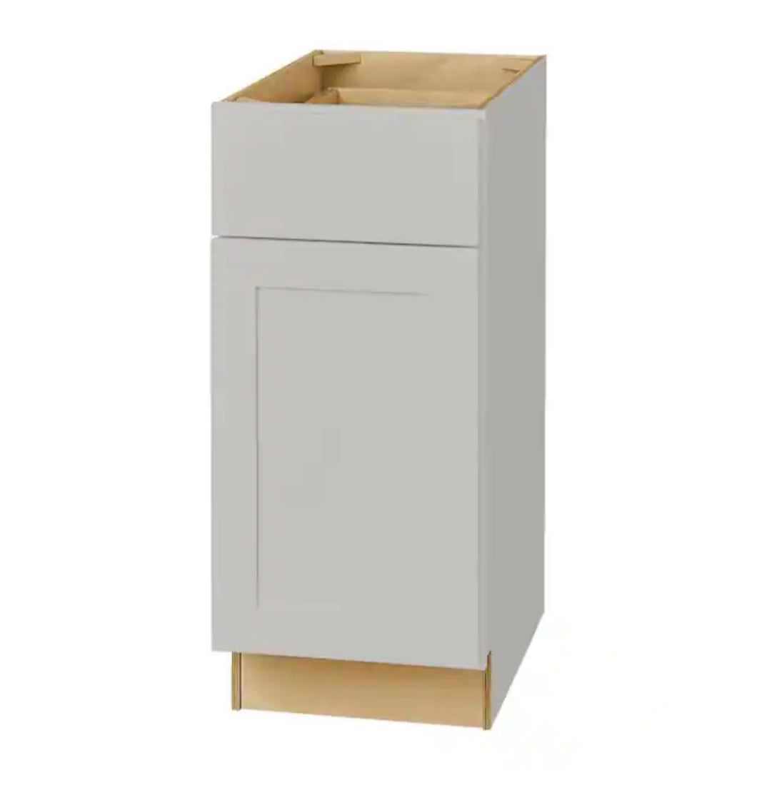 Avondale Shaker Dove Gray Ready to Assemble Plywood 15 in Base Cabinet (15 in W x 24 in D x 34.5 in H)