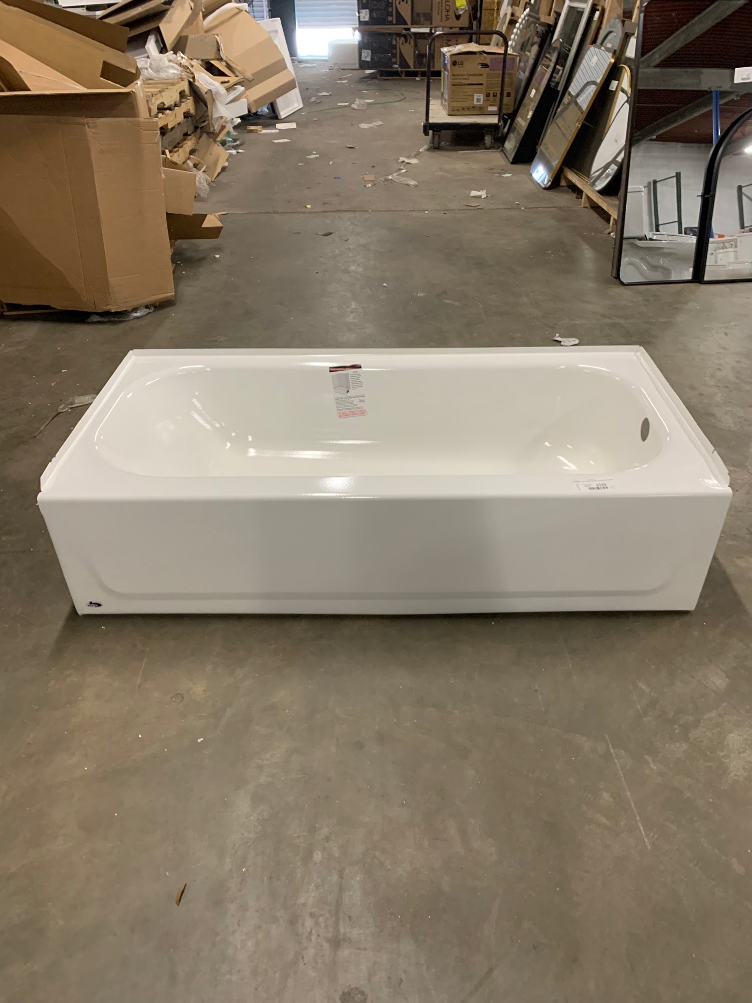 Maui 60 in. x 30 in. Soaking Bathtub with Left Drain in White