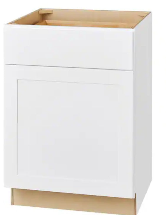 Avondale Shaker Alpine White Quick Assemble Plywood 24 in Base Kitchen Cabinet (24 in W x 24 in D x 34.5 in H)