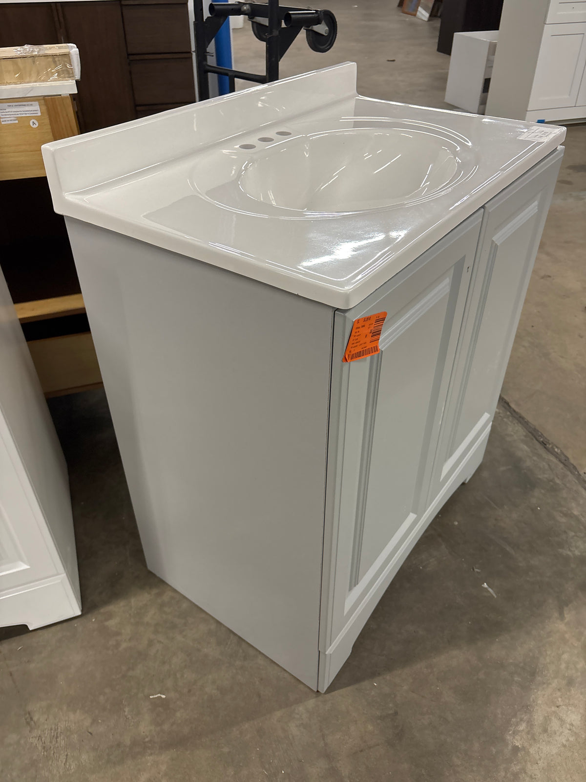 31 in. Single Sink Pearl Gray Bath Vanity with White Cultured Marble Top (Assembled)