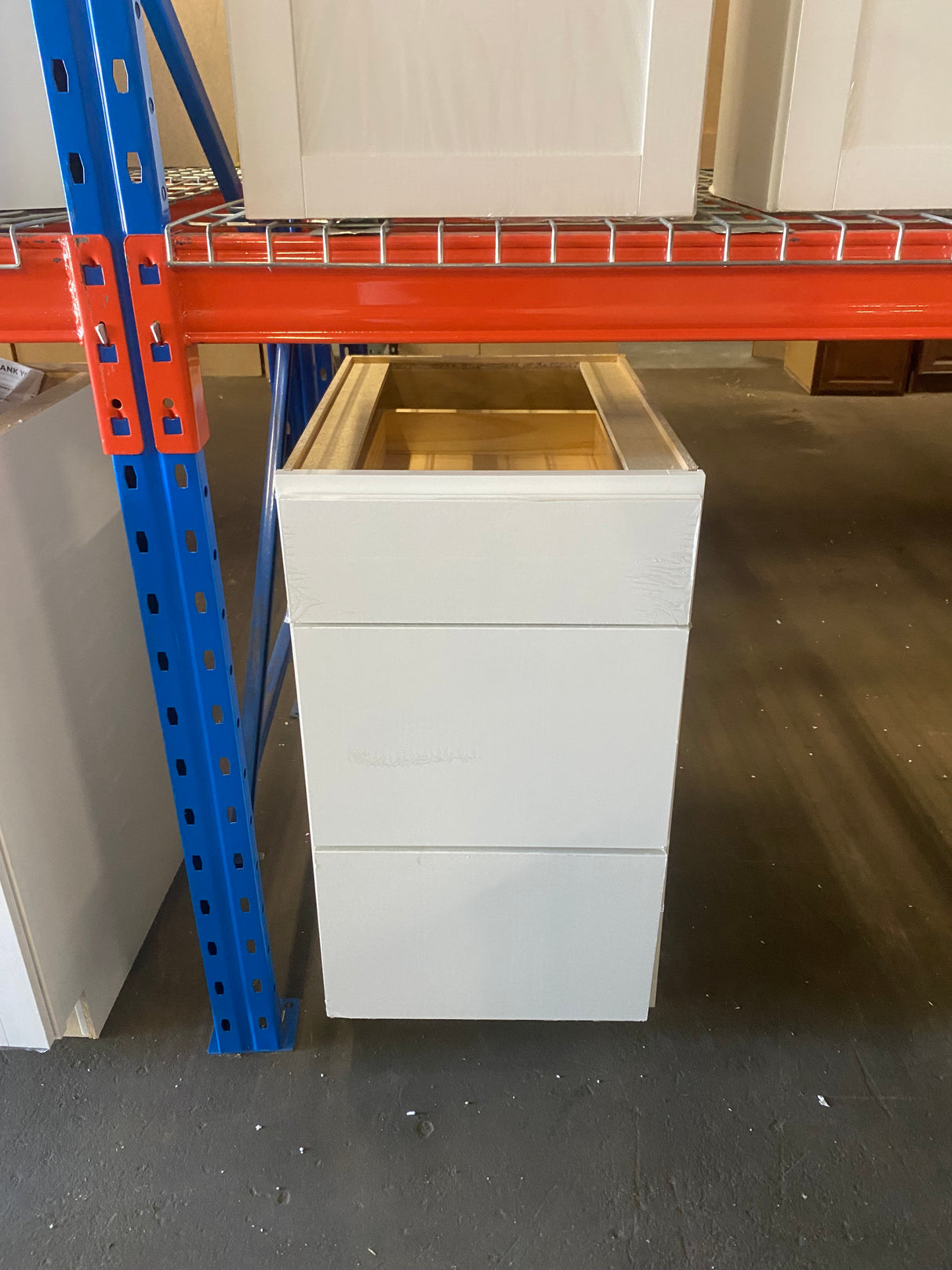 Westfield 18 in. W x 23.75 in. D x 35 in. H Shaker Stock Drawer Base Kitchen Cabinet in Feather White