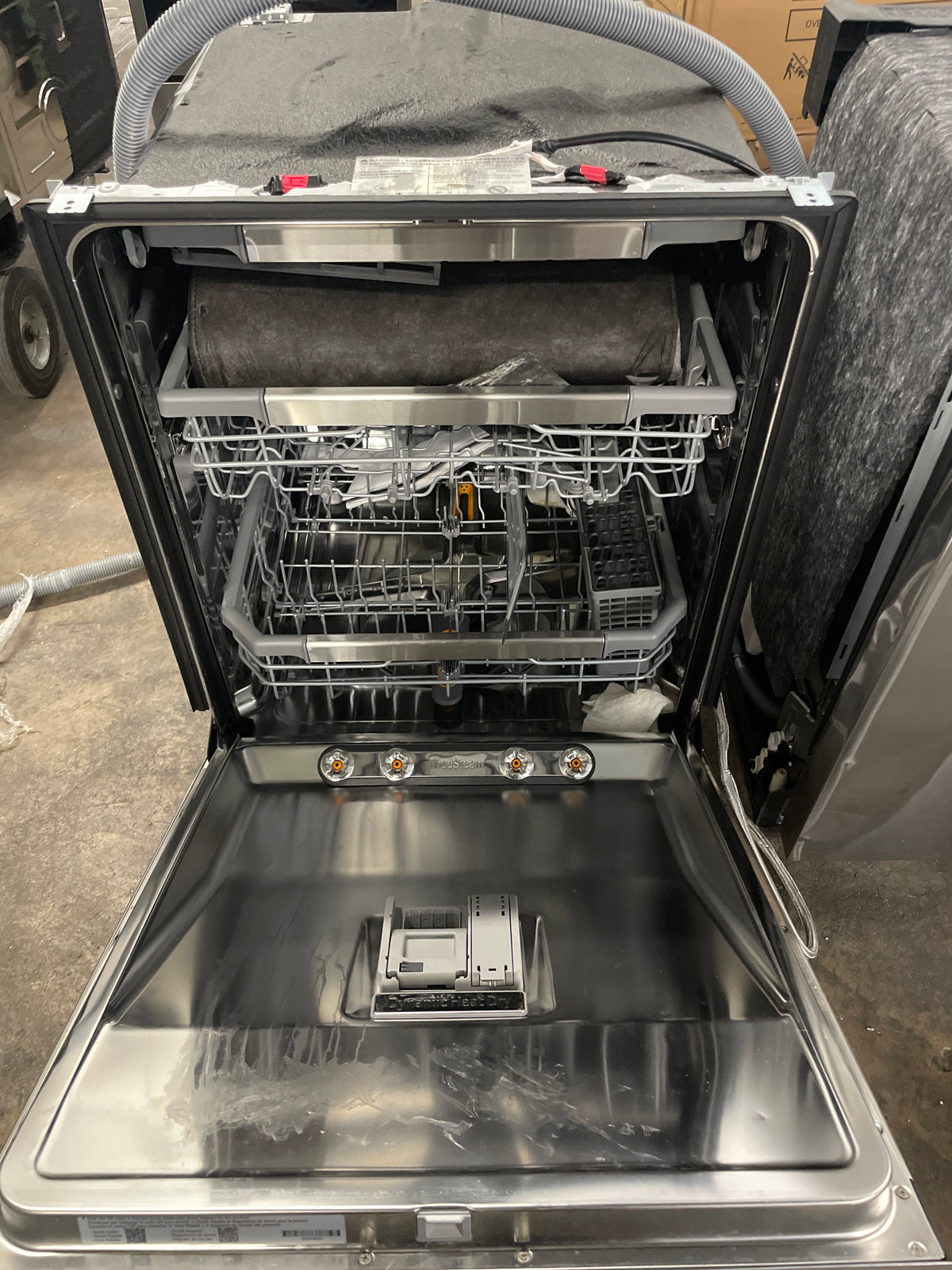 LG FlushFit Top Control Dishwasher Third Rack and 1-Hour Wash and Dry, 42 dBA