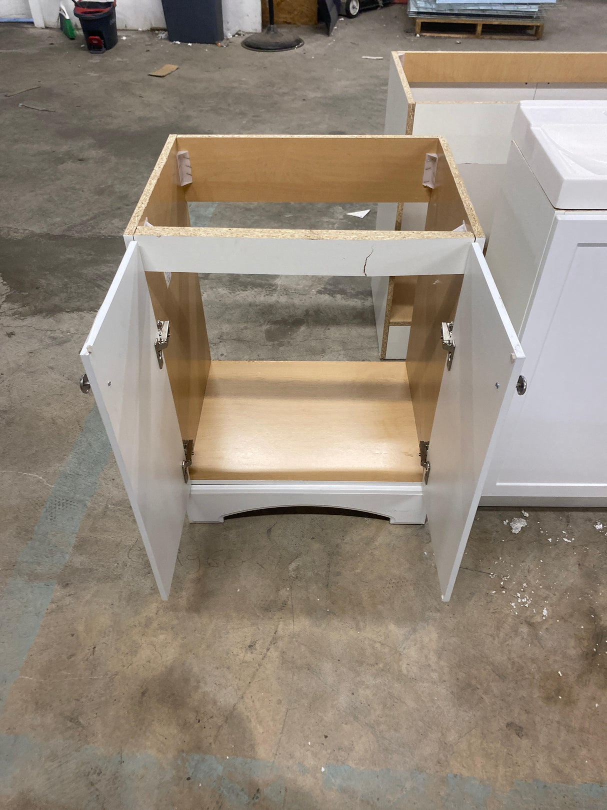 Everdean 25 in. W x 19 in. D x 34 in. H Single Sink Freestanding Bath Vanity in White without Top
