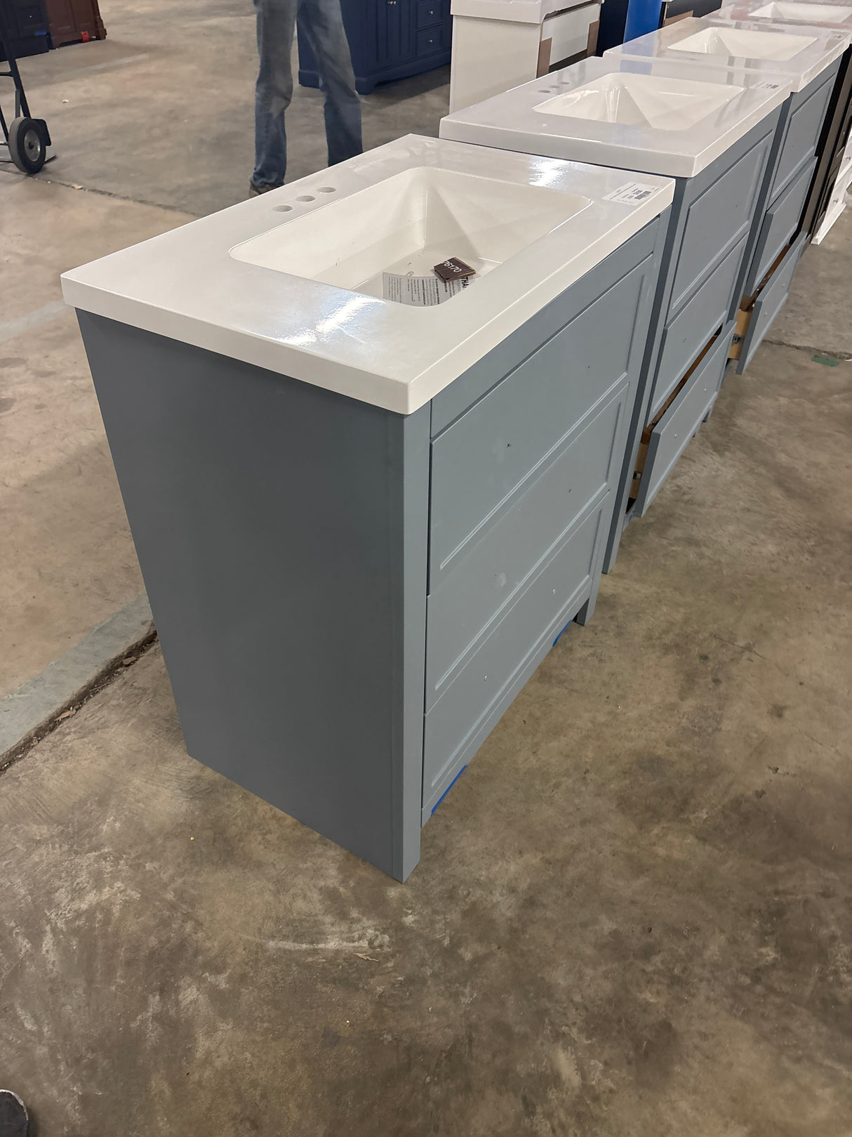 Hailey 31 in. Single Sink Laguna Blue Bath Vanity with White Cultured Marble Top (Assembled)