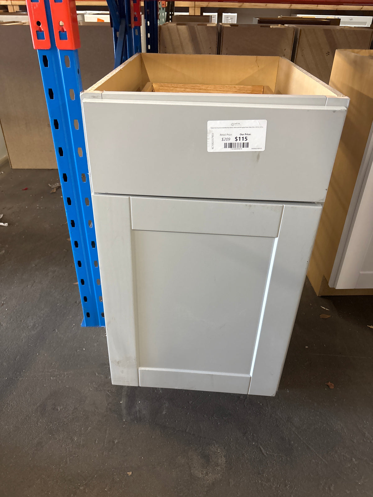 Shaker Dove Gray Stock Assembled Base Kitchen Cabinet with Ball-Bearing Drawer Glides (18 in. x 34.5 in. x 24 in.)